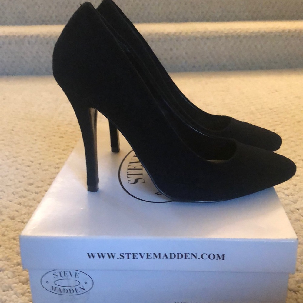 Heels - Picture 3 of 5